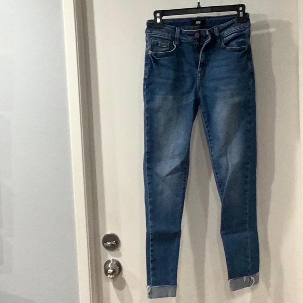 L & M black label, size 5